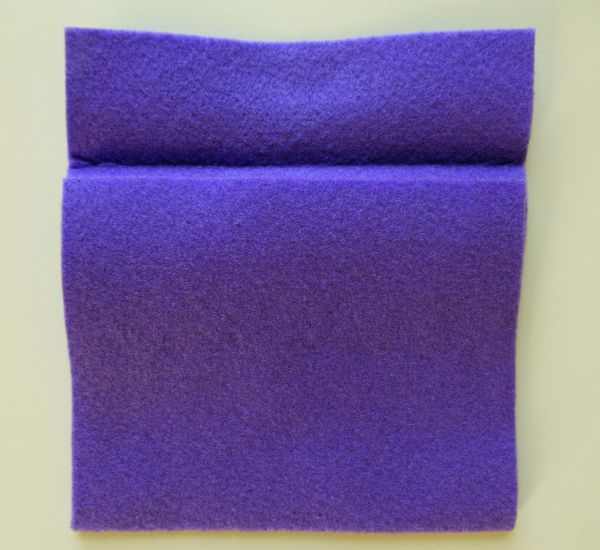 Fold pouch bottom