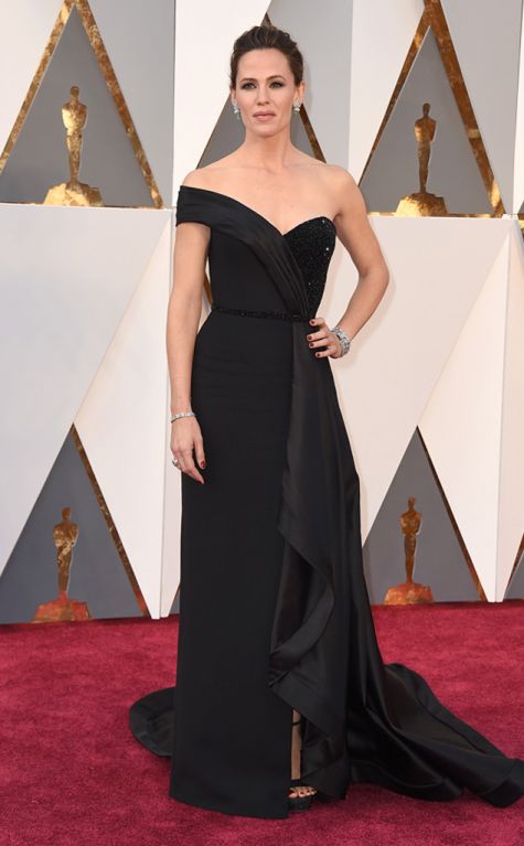 Jennifer Garner 2016 Oscars red carpet 