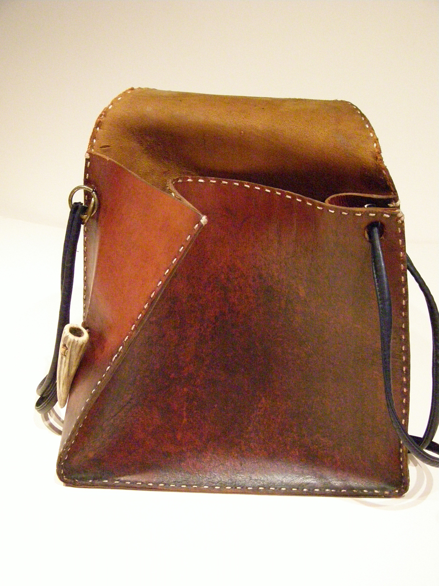 Front of Vintage Modernist Bag