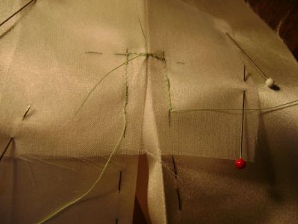 Installing a Decorative Zipper - Threads