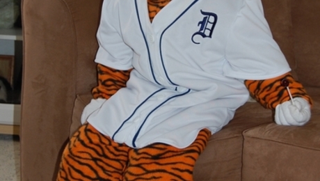 Paws the Detroit Tigers Mascot - Threads