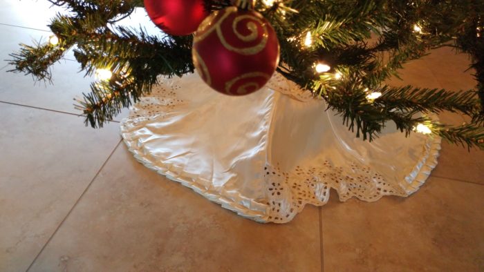 Rosemary's finished tree skirt