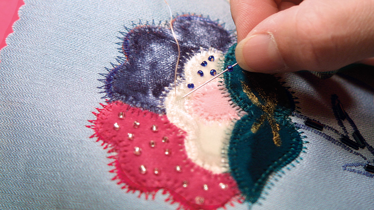 Preparing Applique pieces with heat and bond tutorial : This is sew Whimsy  