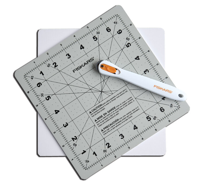 Fiskars Rotating Cutting Mat - 14 x 14