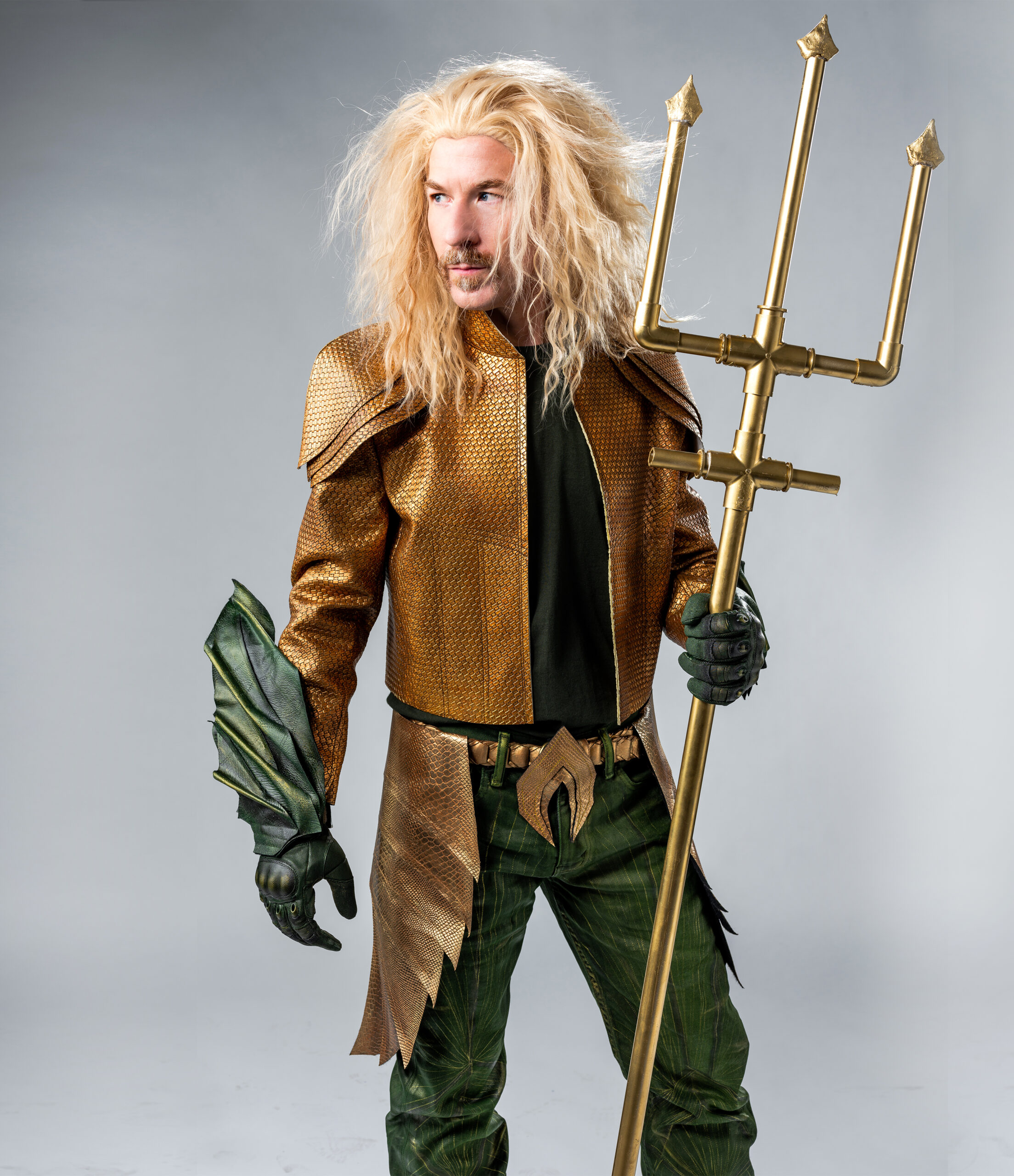 Rob Harriell in Aquaman costume