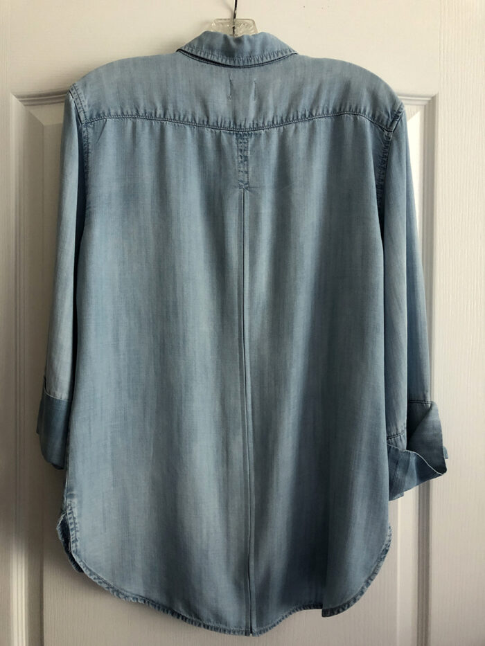 Reduced fullness on chambray shirt