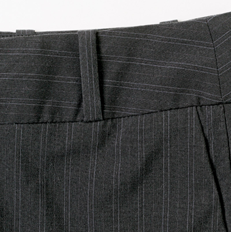 Set a waistband on edge.